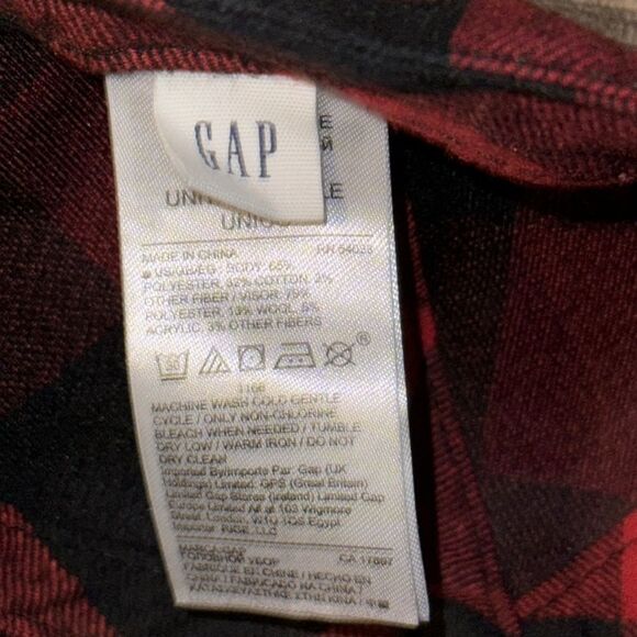 GAP‎ Buffalo Plaid Cap- OS - Picture 6 of 6